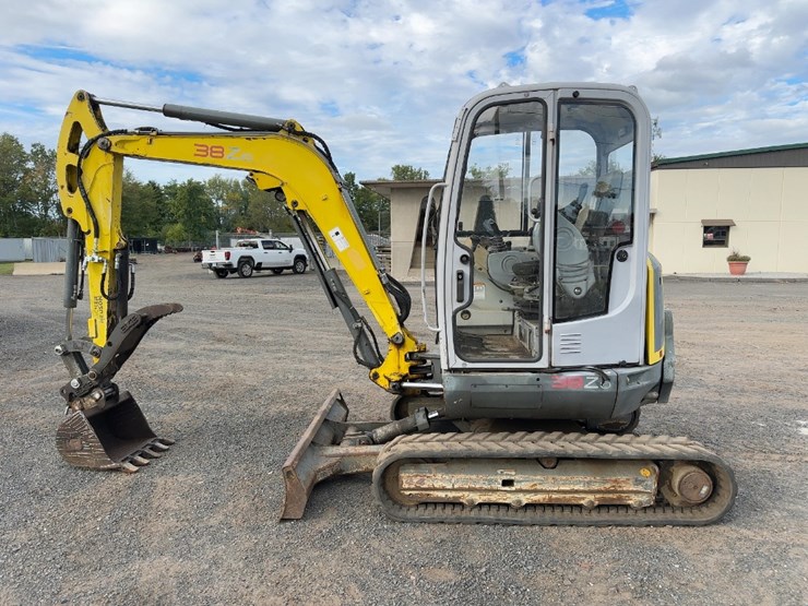 2008-wacker-neuson-38z3-image-2