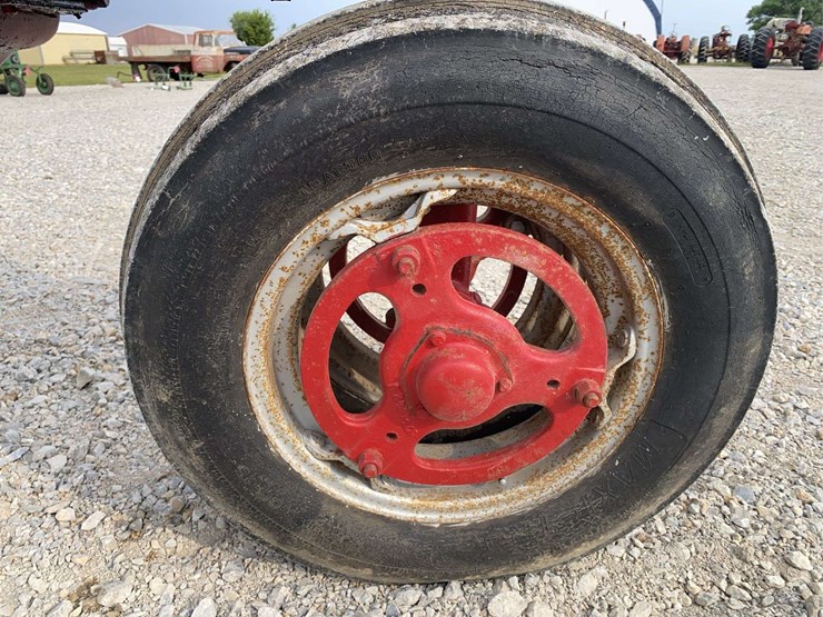 farmall-350-diesel-image-35