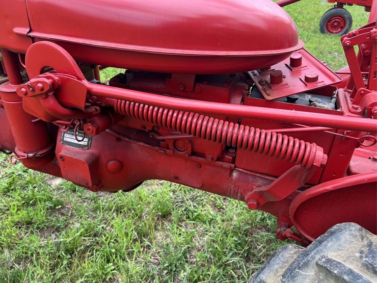 farmall-140-image-62