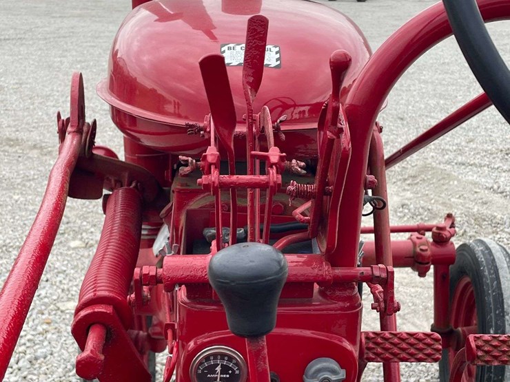 farmall-140-image-48