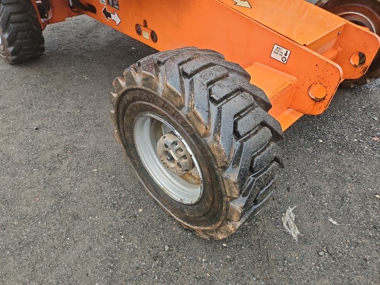 2007-jlg-400s-image-11
