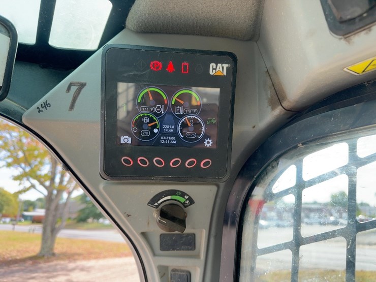 2019-caterpillar-259d-image-24