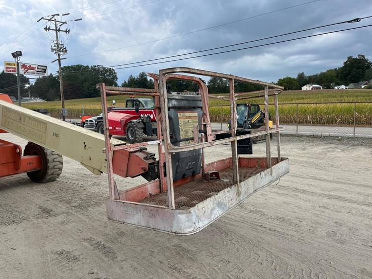 jlg-600s-image-16