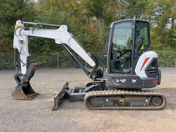 2023-bobcat-e42-image-2