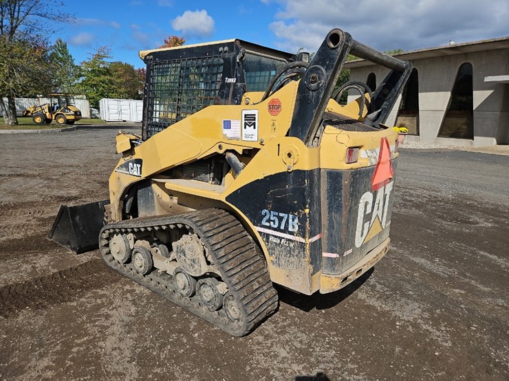 2004-caterpillar-257b-image-3
