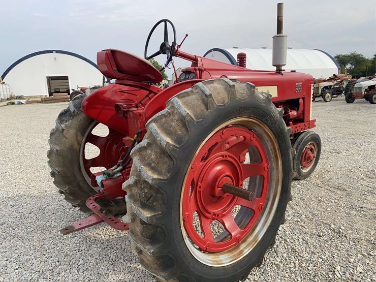 farmall-350-diesel-image-4