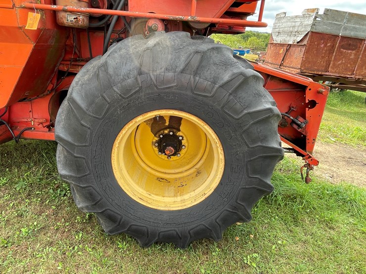 massey-ferguson-510-image-35