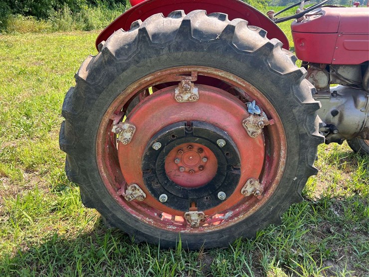 massey-ferguson-50-image-47