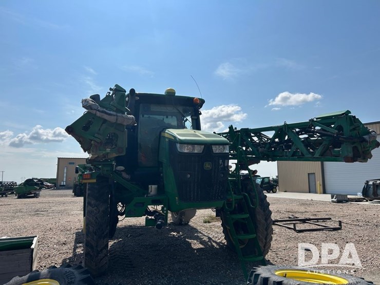2019-john-deere-r4045-image-48