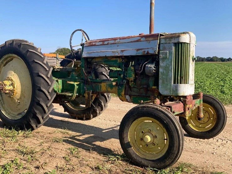 1956-john-deere-420-image-2