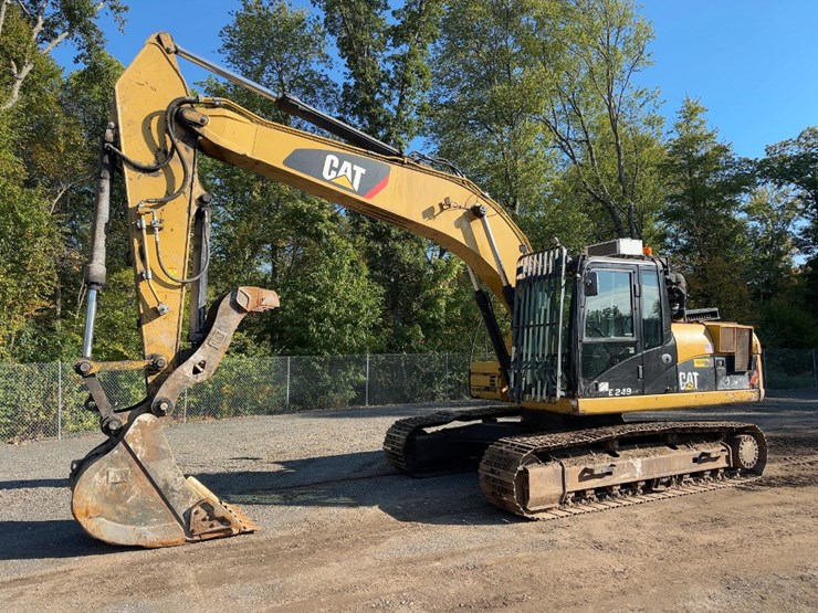 2011-caterpillar-320dl-image-1