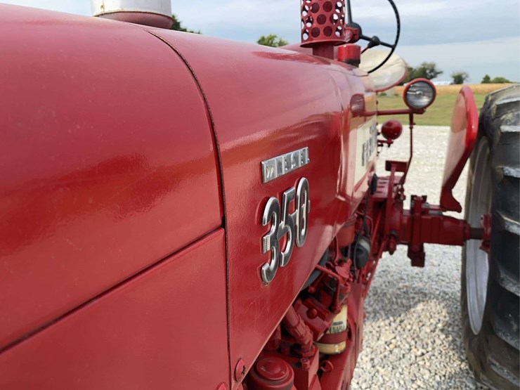 farmall-350-diesel-image-21
