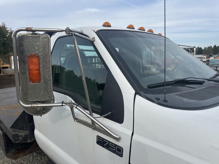 ford-f750-image-11