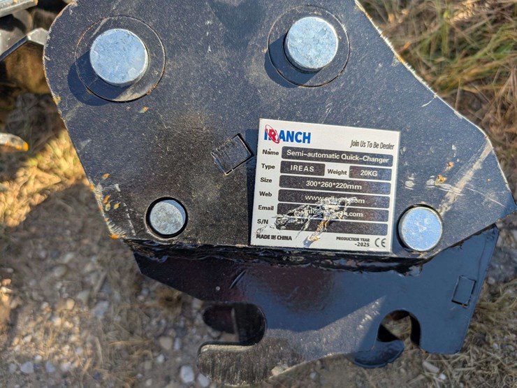 2025-iranch-ireas-mini-excavator-attachment-set---10-piece-image-10