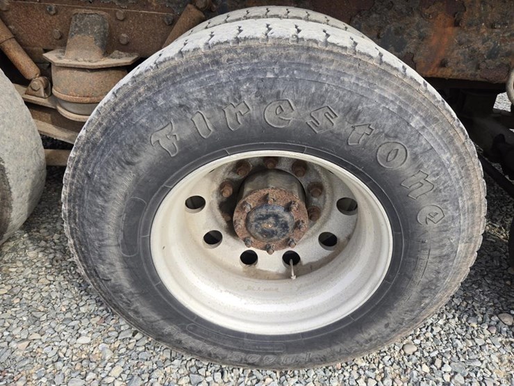 2002-kenworth-t800-image-76