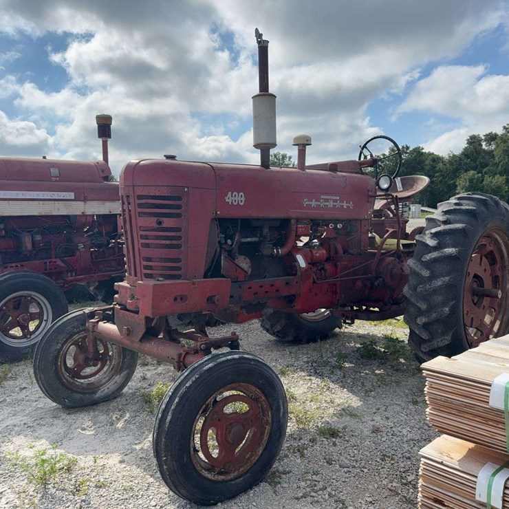 Farmall 400