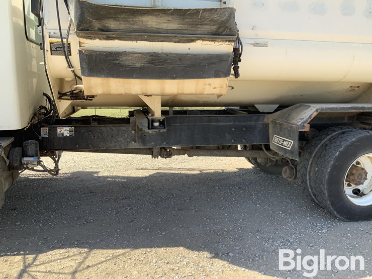 2011-kenworth-t370-image-11