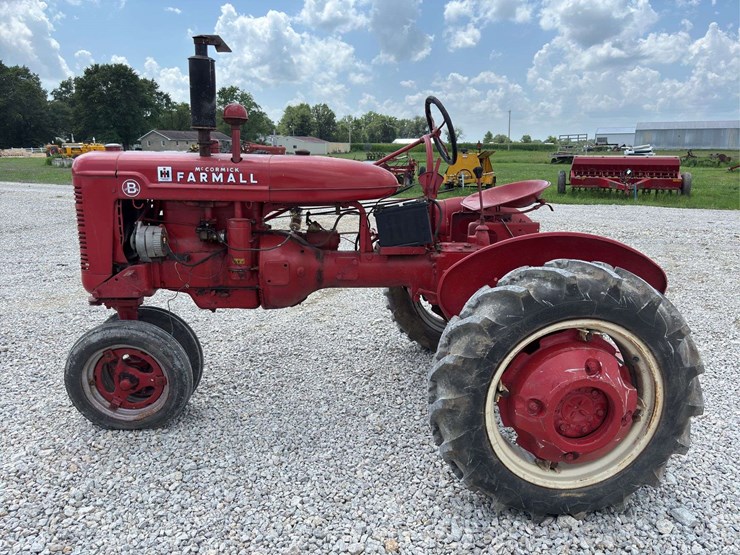 farmall-culti-vision-b-image-2
