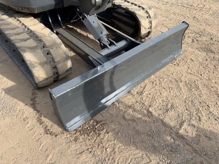 2017-bobcat-e50-image-18