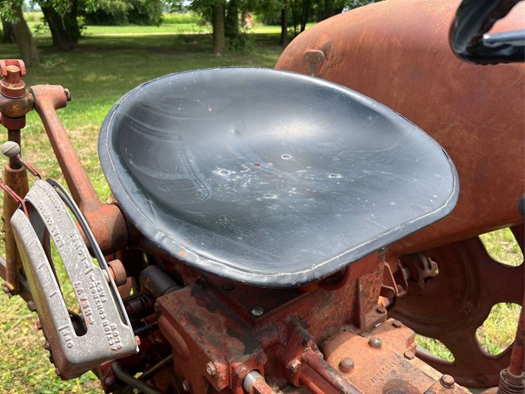 farmall-404-lp-image-39