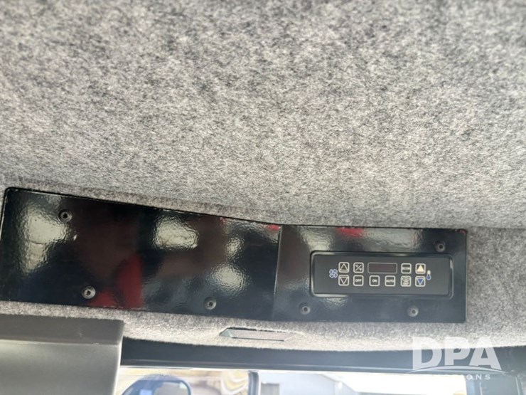 2018-new-leader-nl4258-image-91