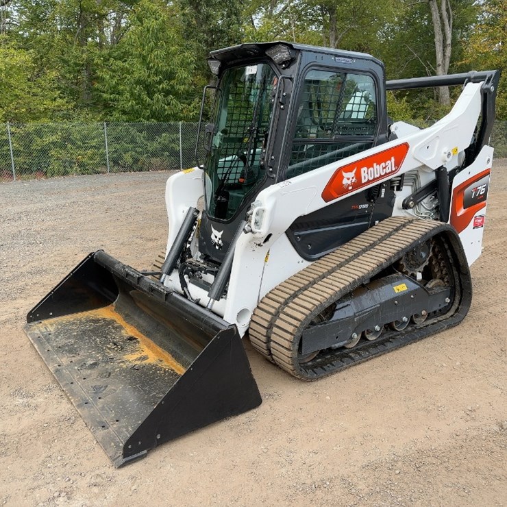 2025 BOBCAT T76