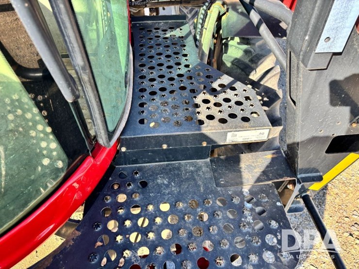 2015-case-ih-patriot-4440-image-94