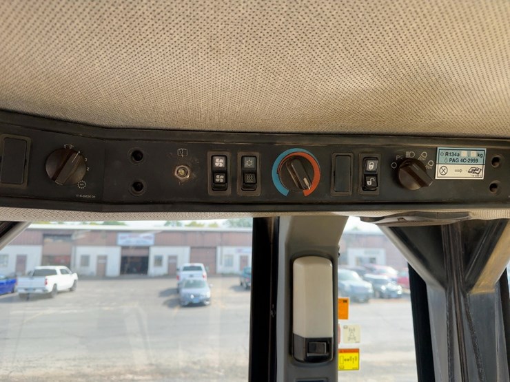 1999-caterpillar-950g-image-21