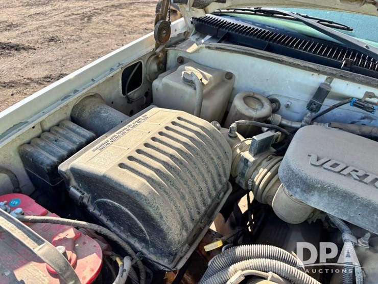 2000-gmc-3500-image-47