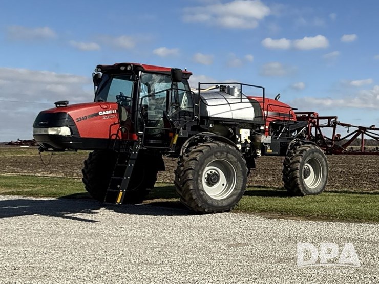 2018-case-ih-patriot-3340-image-1