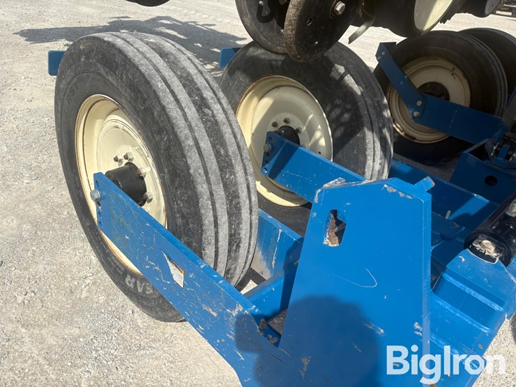 2013-kinze-3600-image-17