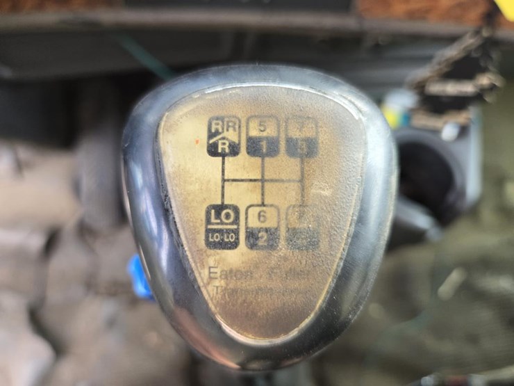 2002-kenworth-t800-image-65