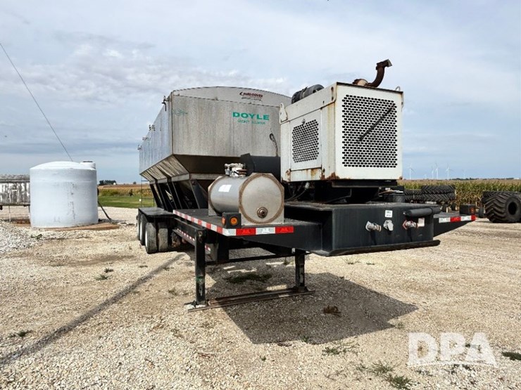 2012-behnke-dry-tender-trailer-(gp11554)-image-16