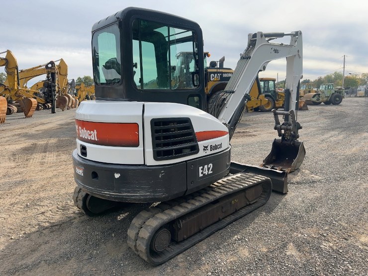 2013-bobcat-e42-image-5