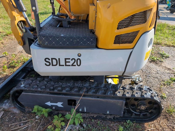 (1)-mini-excavator-sdle20-with-yanmar-engine---diesel---damaged-hose-image-8