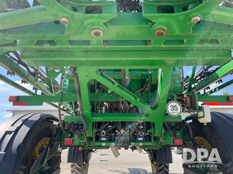 2019-john-deere-r4045-image-39