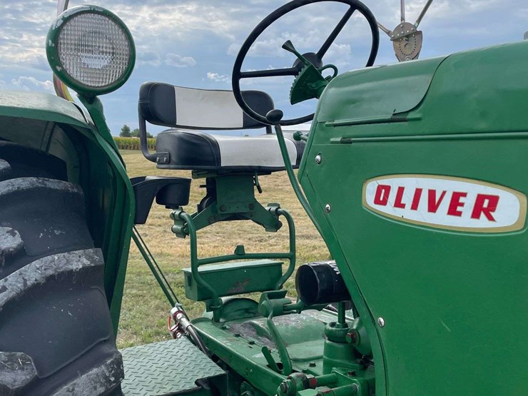 oliver-880-image-65