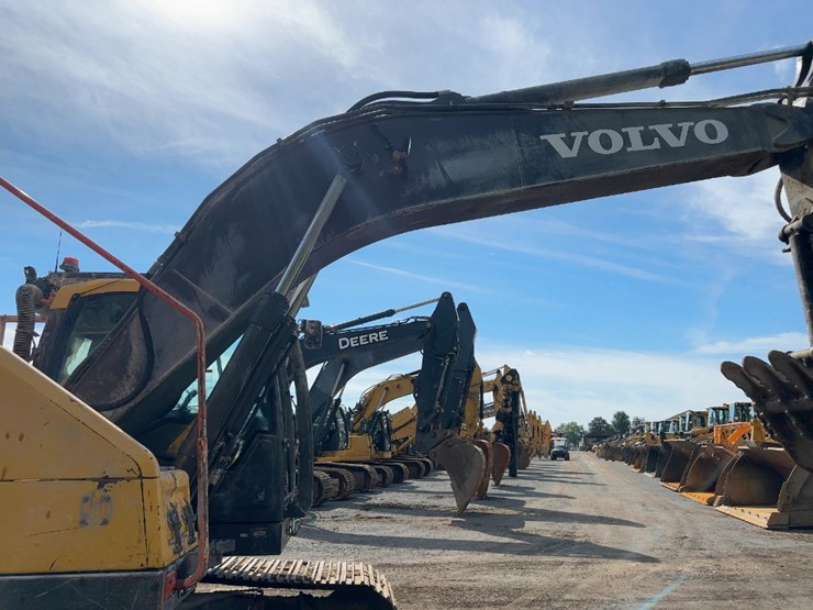 2019-volvo-ec220el-image-11