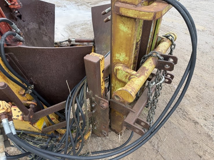 #2558-•-(3)-point-hydraulic-tree-spade-image-26