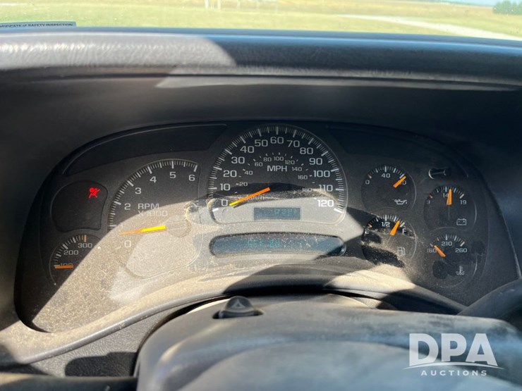 2003-chevrolet-2500hd-image-47