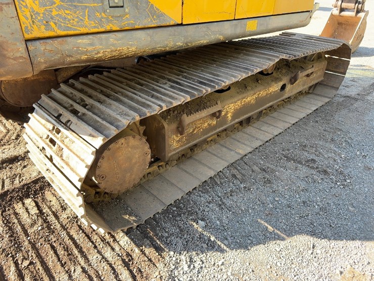 2002-volvo-ec150-image-23