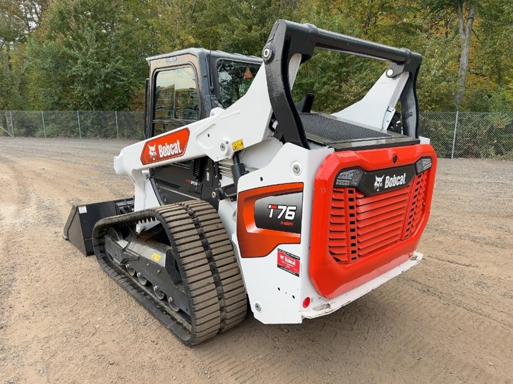 2025-bobcat-t76-image-3