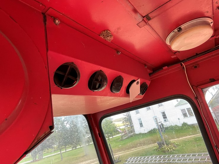massey-ferguson-510-image-55