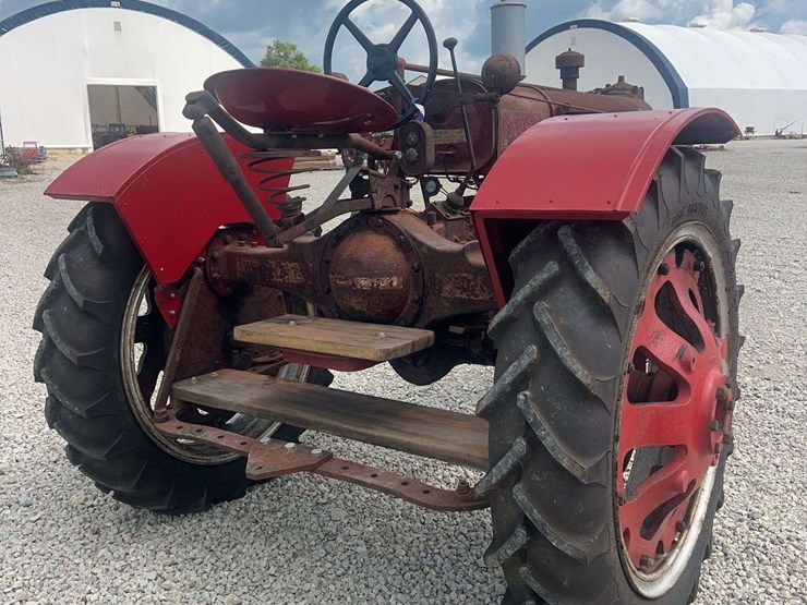 farmall-f-20-image-5