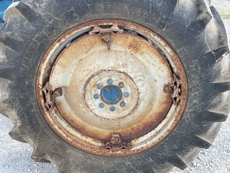 ford-4000-image-46