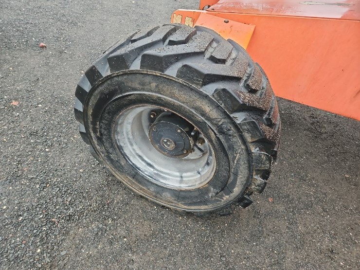 2002-jlg-400s-image-15