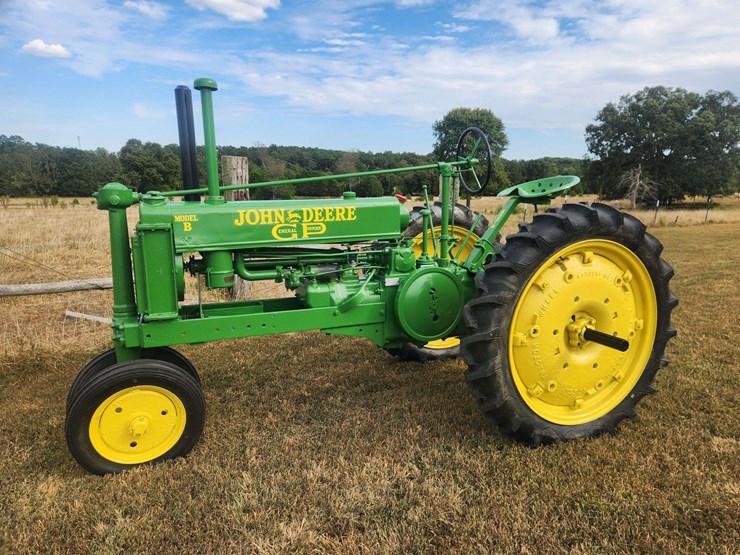 john-deere-b-image-7