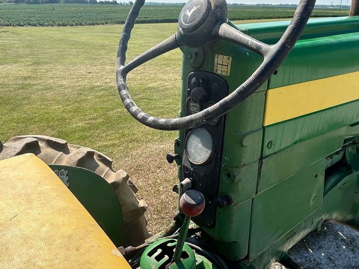 1958-john-deere-420s-image-12