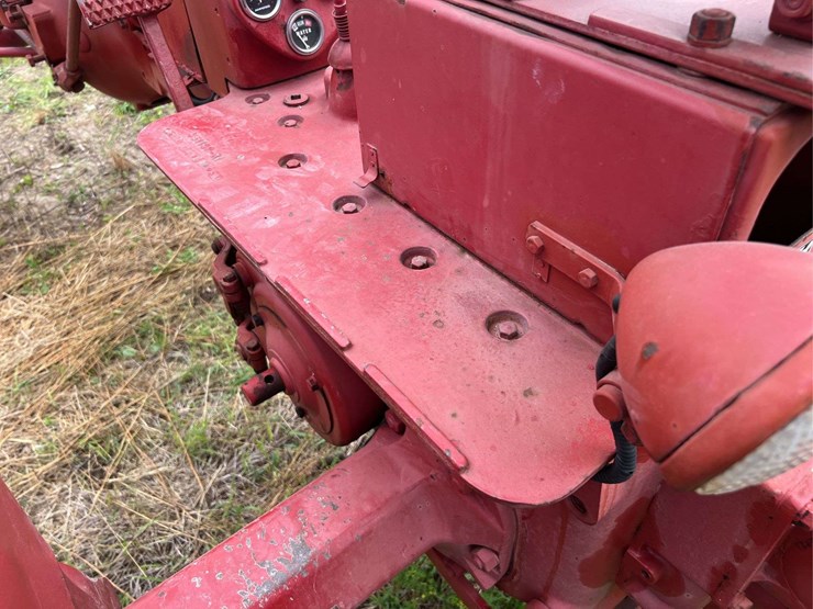farmall-c-image-63