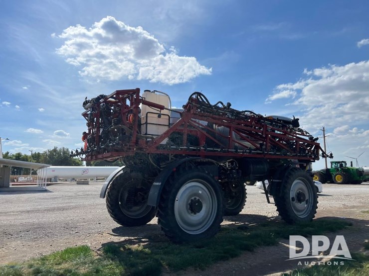 2017-case-ih-patriot-4440-image-9